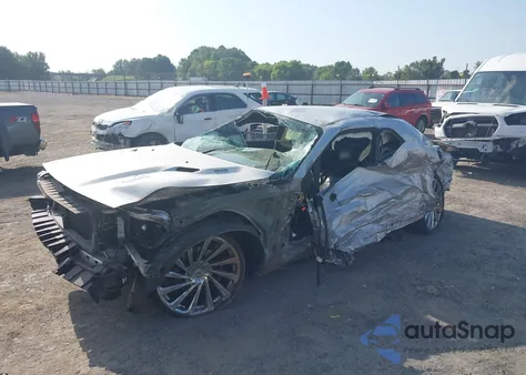 2010 Dodge Challenger R/T z USA, uszkodzony, nr VIN 2B3CJ5DT5AH279438